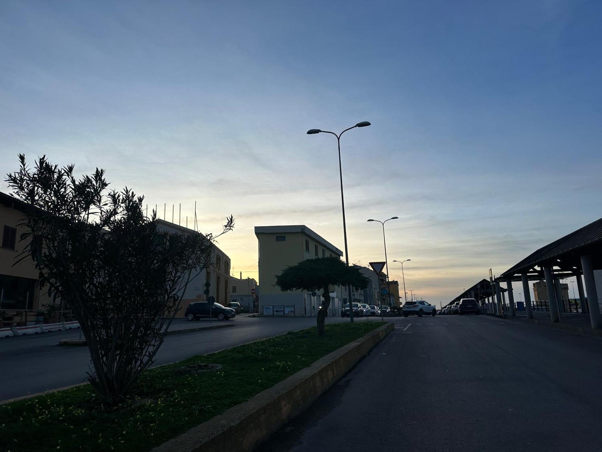 Moncici House Hotel Porto Torres Bagian luar foto